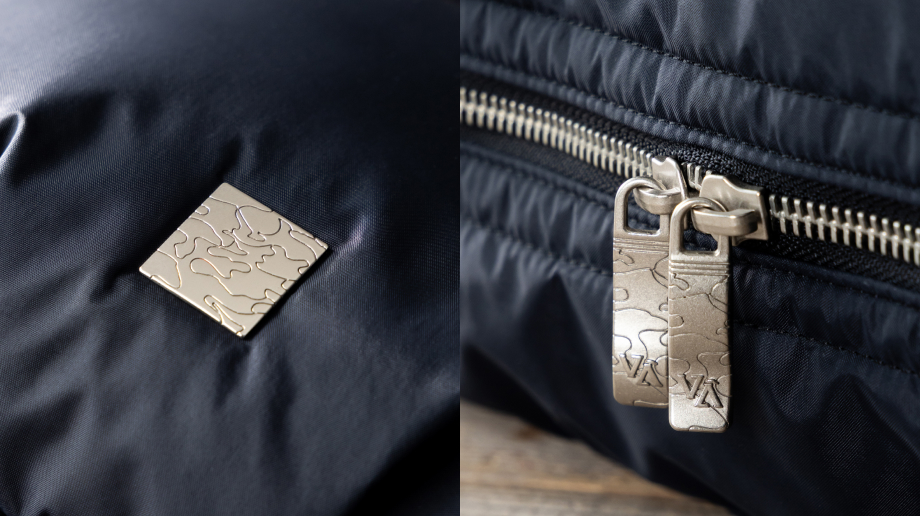 メタルロゴ・引手